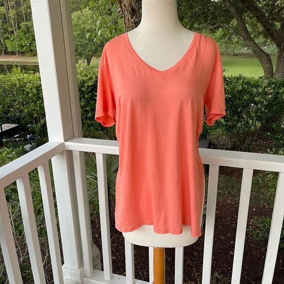 Lululemon Split Hem Tee - Picture 1 of 3